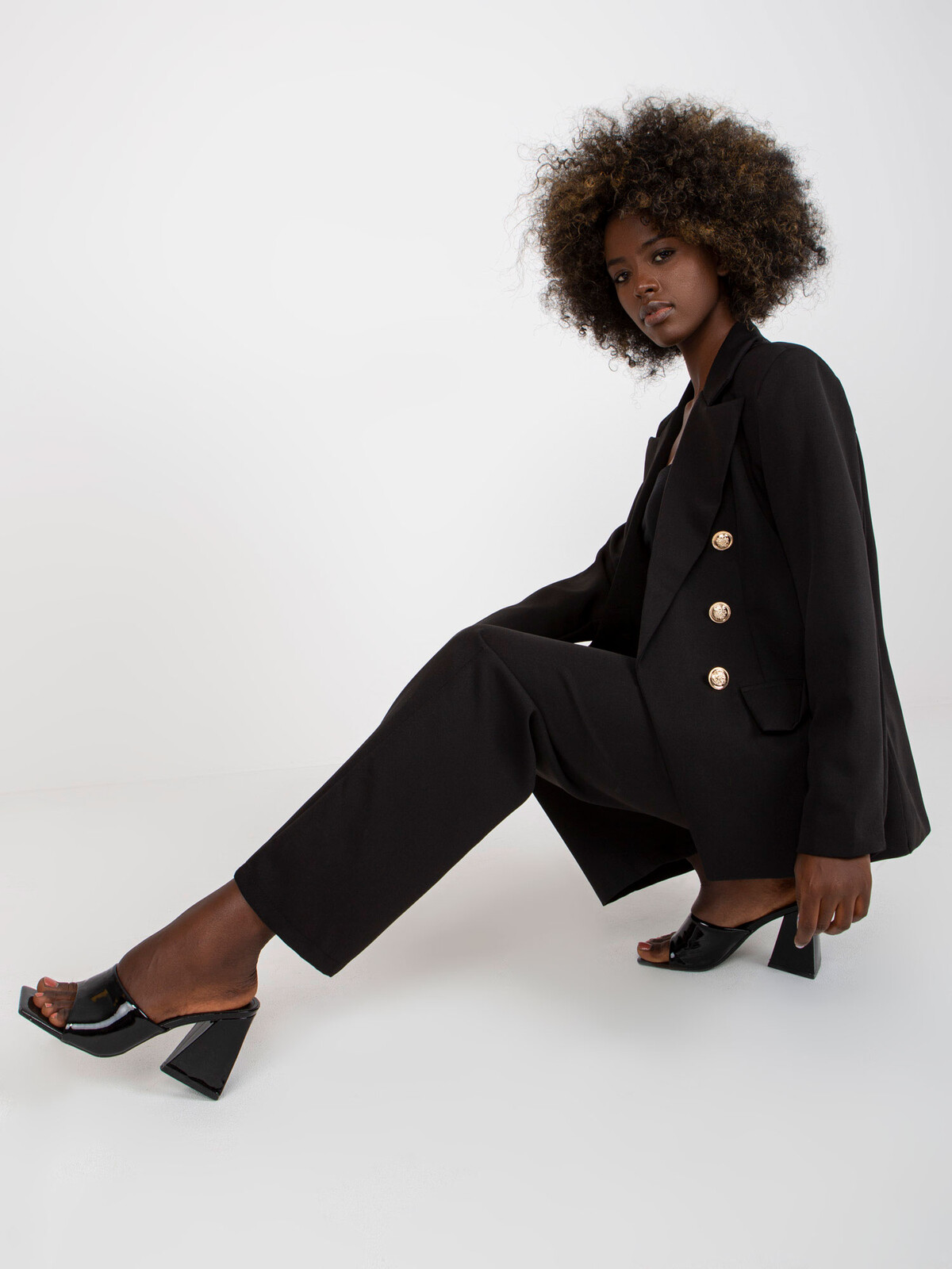 Blazer-DHJ-MA-15555.00P-Black