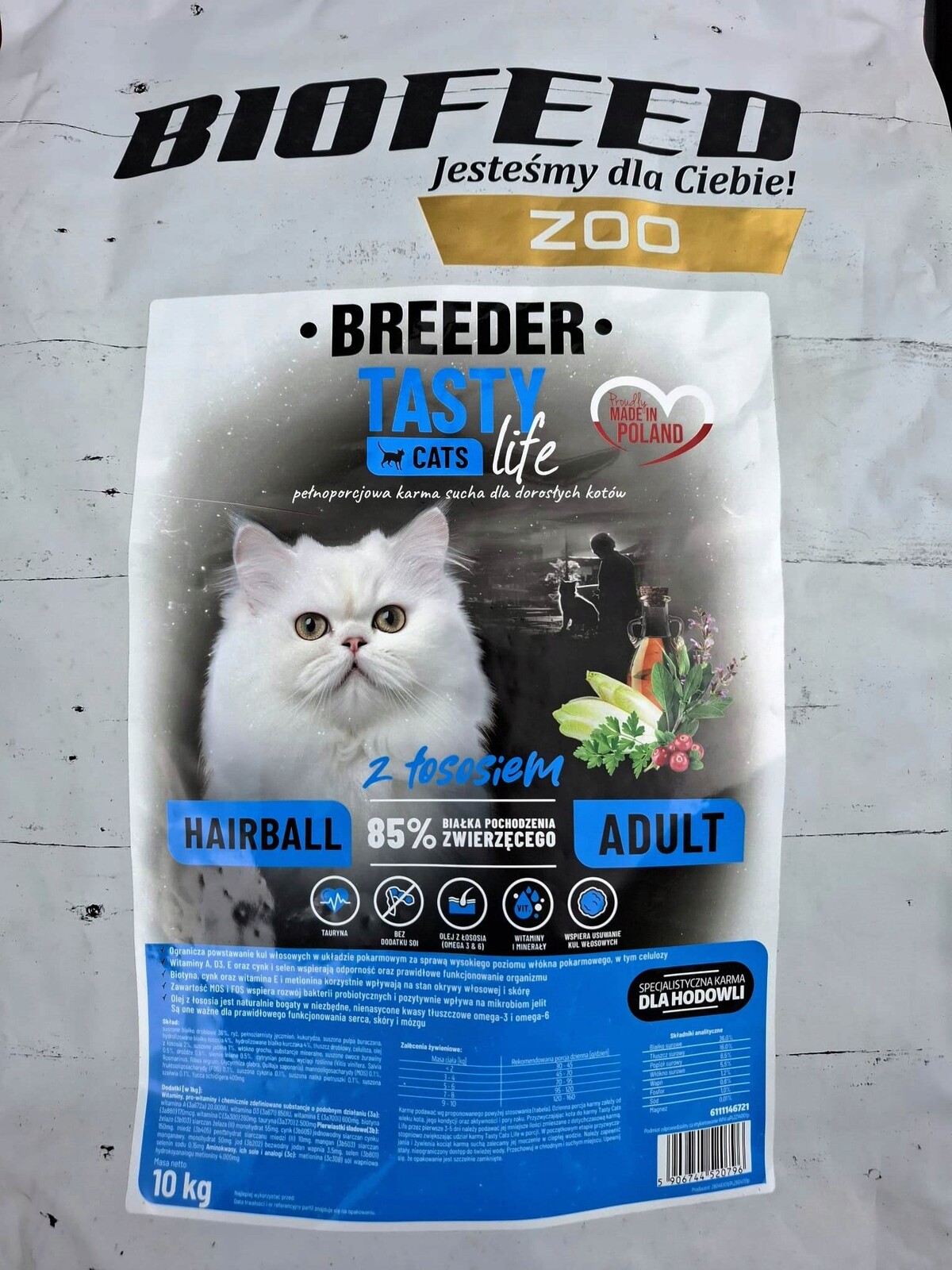 Biofeed Breeder Tasty Cats Life Hairball s lososem Adult 10 kg Dárek