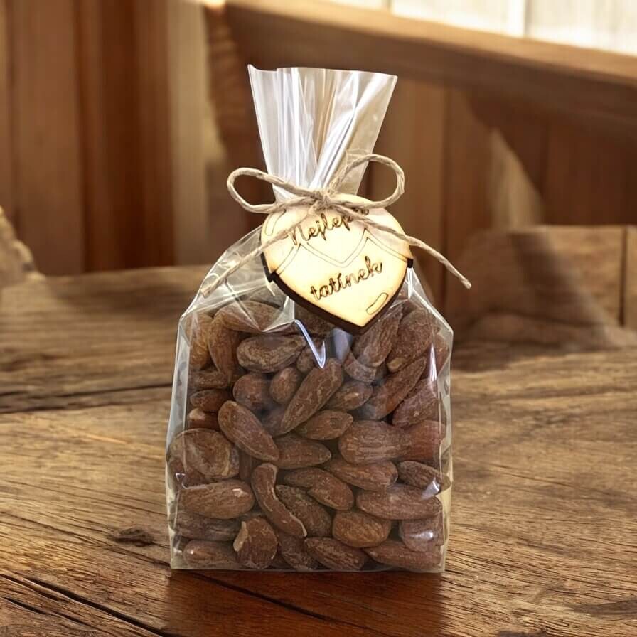 Nutworld.cz Ořechy v celofánu - Mandle uzené 200g PRO TATÍNKA