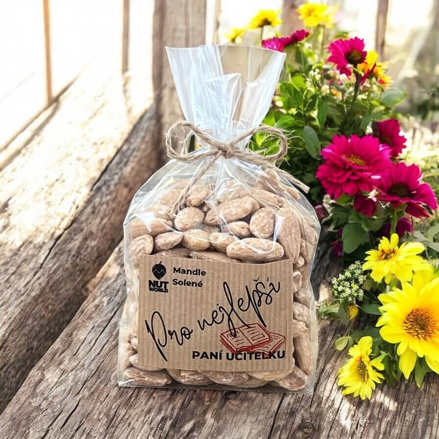 Nutworld.cz Ořechy v celofánu - Mandle solené 200g PRO PANÍ UČITELKU