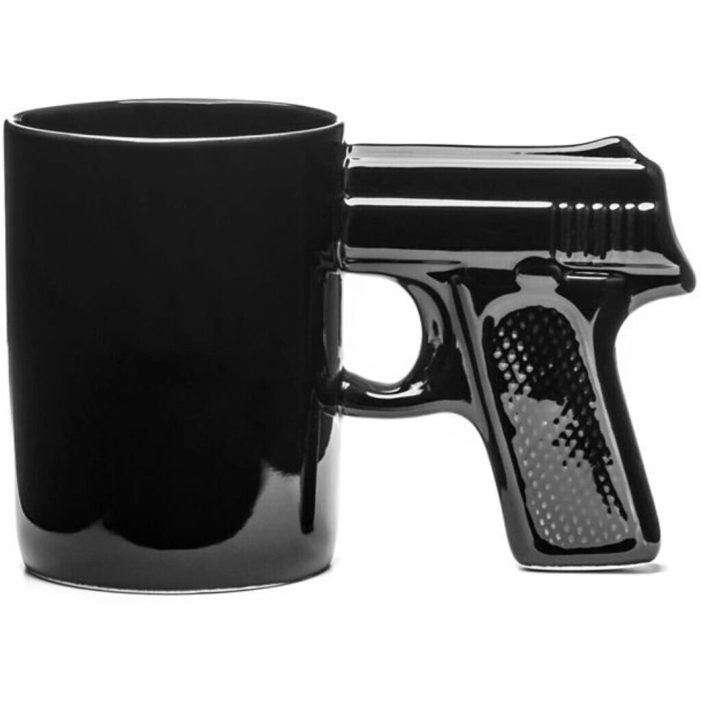 Hrnek s pistolí - černý