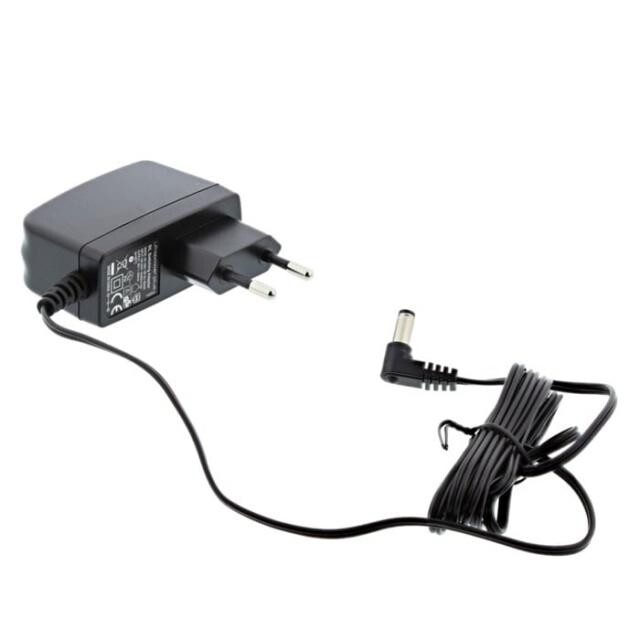 Nabíjecí adaptér pro ELECTROLUX ZB50, AEG AG50 25,2V
