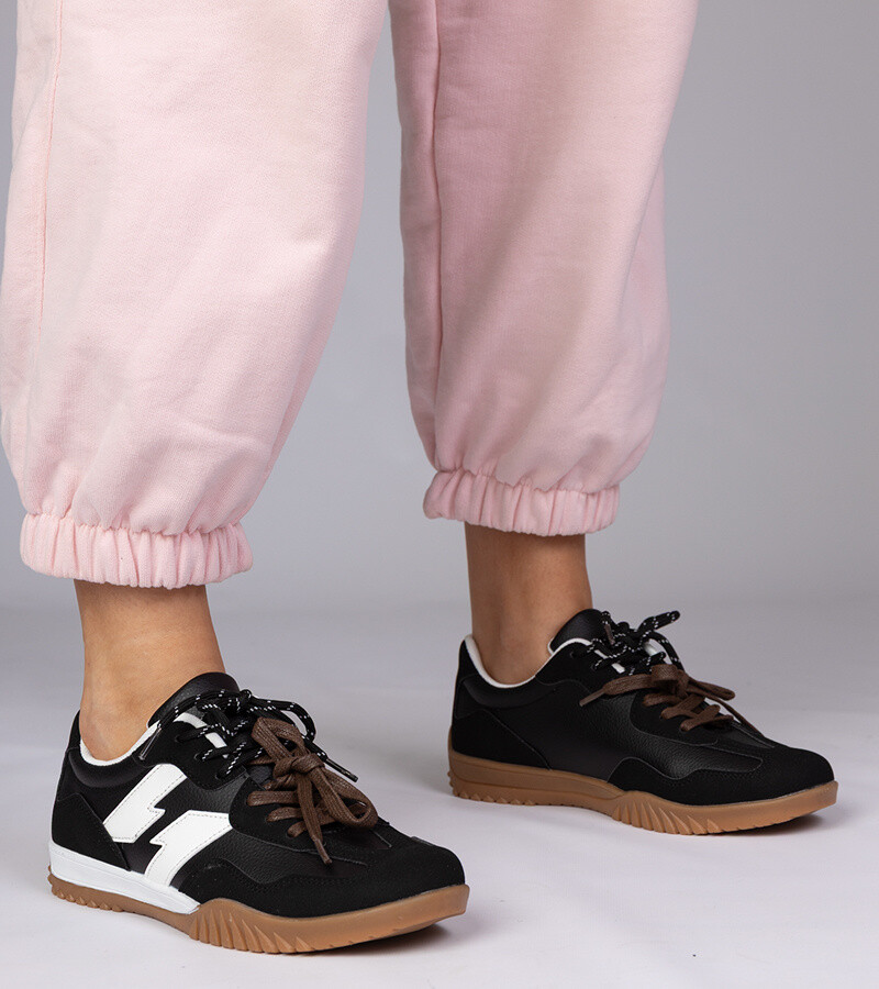 marka niezdefiniowana Black canvas sneakers with colorful laces Bekki