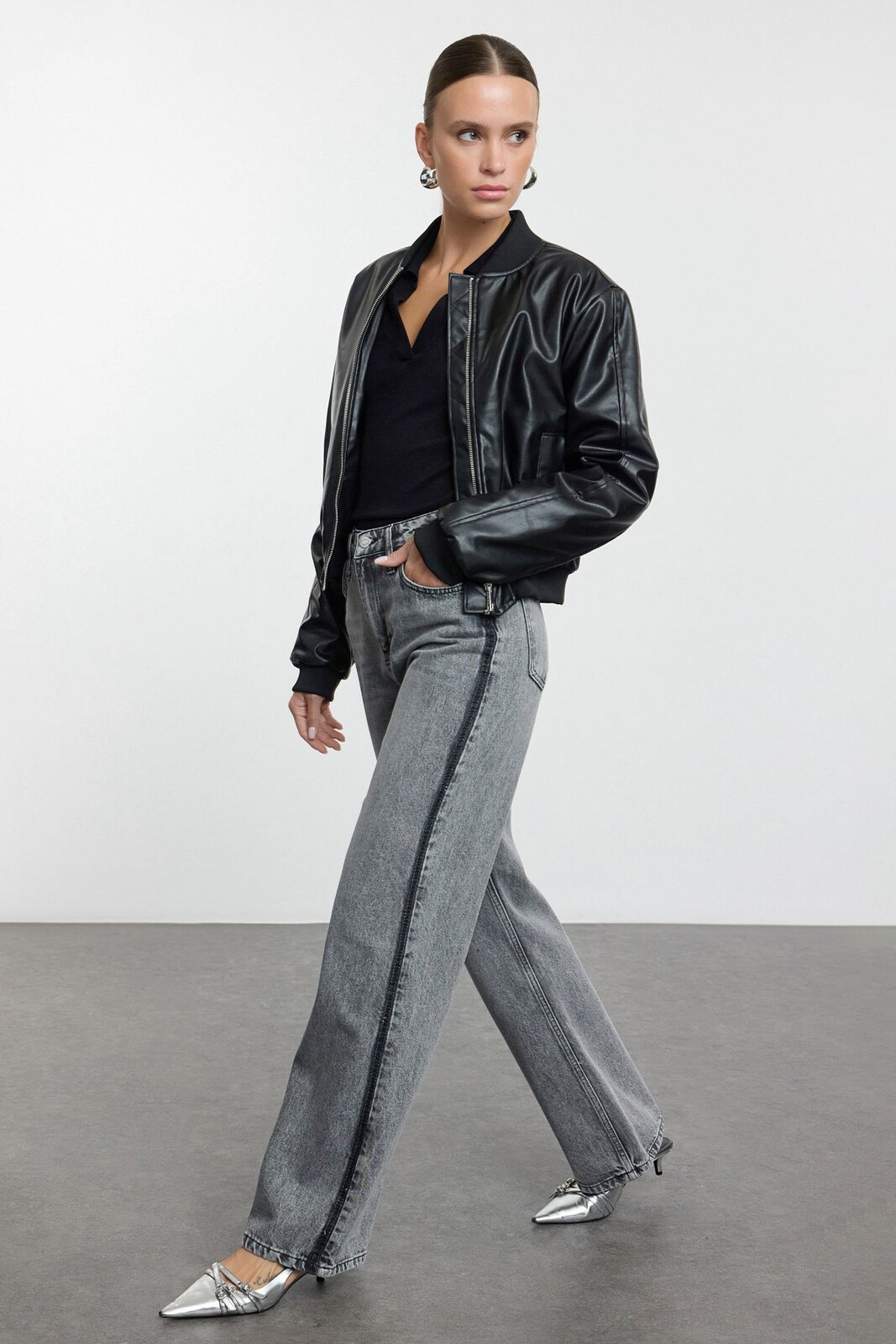 Trendyol Anthracite Color Block Stitch Detail High Waist Wide Leg Jeans