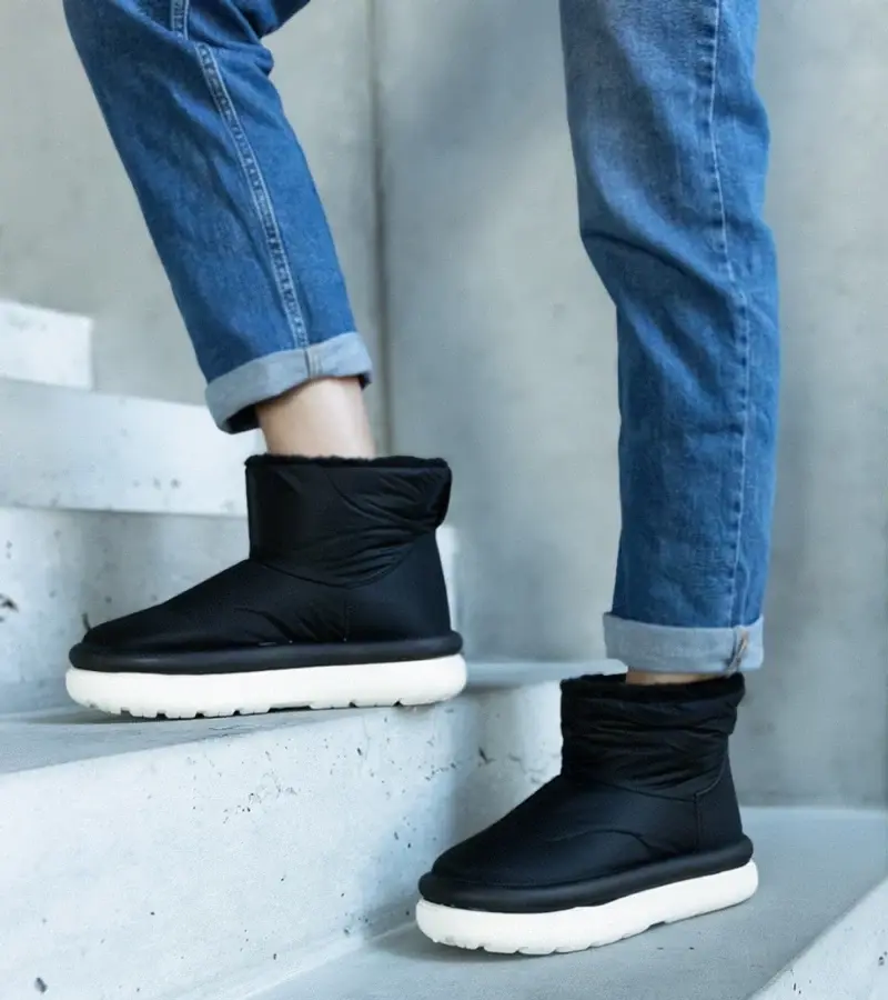 marka niezdefiniowana Black warm platform snow boots from Cores