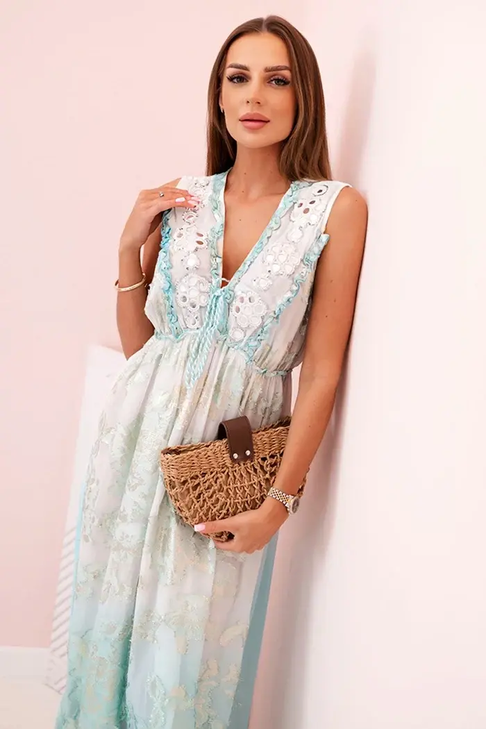 Kesi Włoski Dámské viskózové šaty s výšivkou mincovna