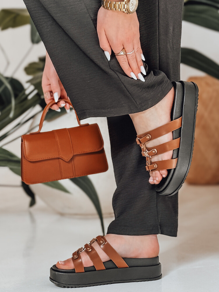 Klapki damskie na platformie PLATOFI kamelowe Dstreet