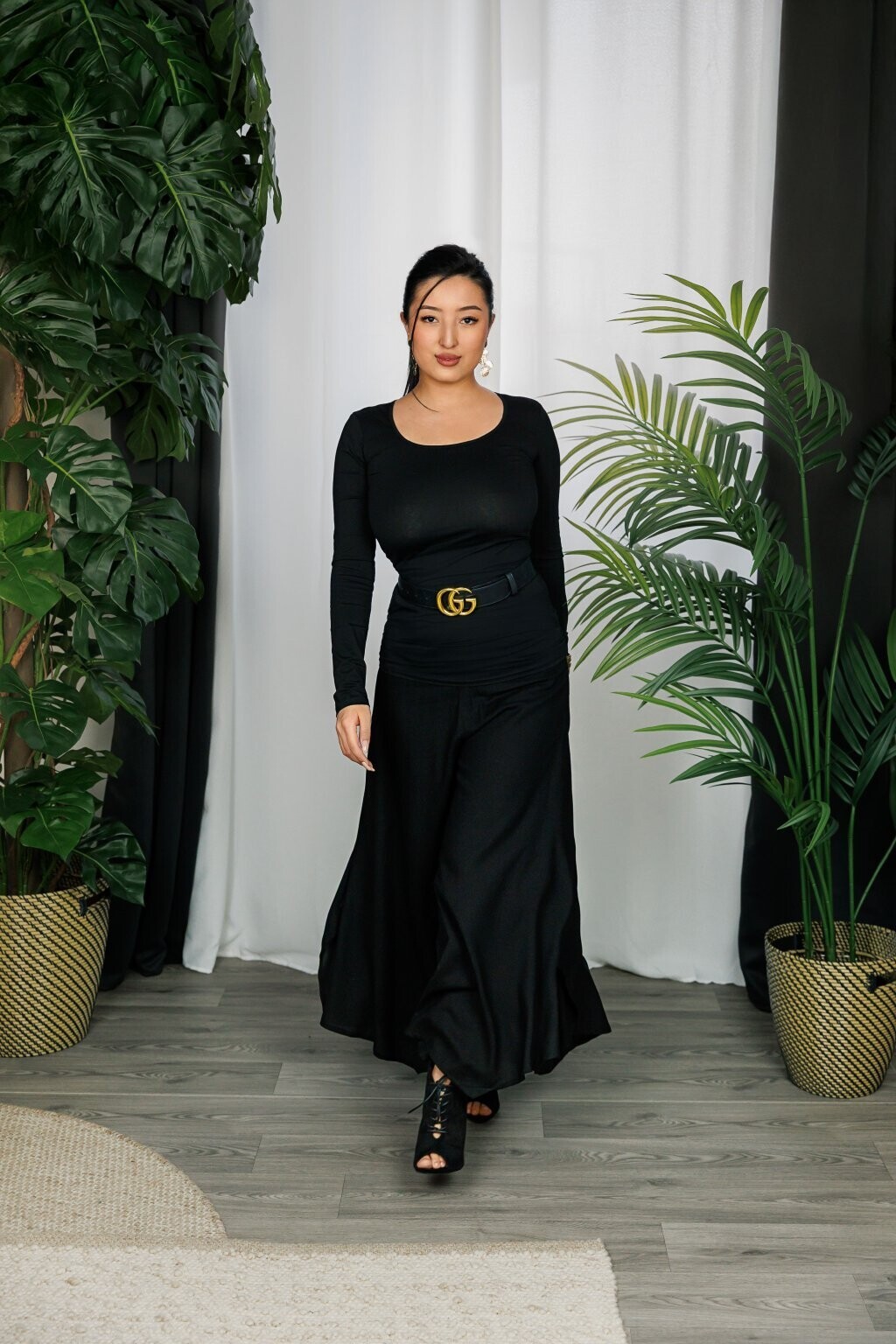 Himalife Široké kalhoty Plain - černé Velikost: S/M