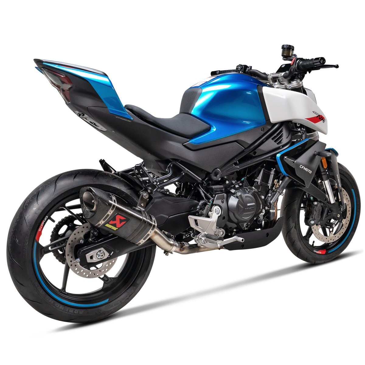 Akrapovič S-CF4SO1-APC Slip-On Line Carbon