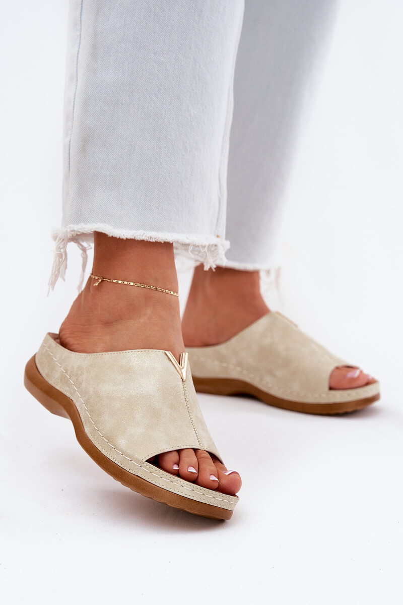 EVENTO Pohodlné dámské sandály na platformě zlaté Claribelle