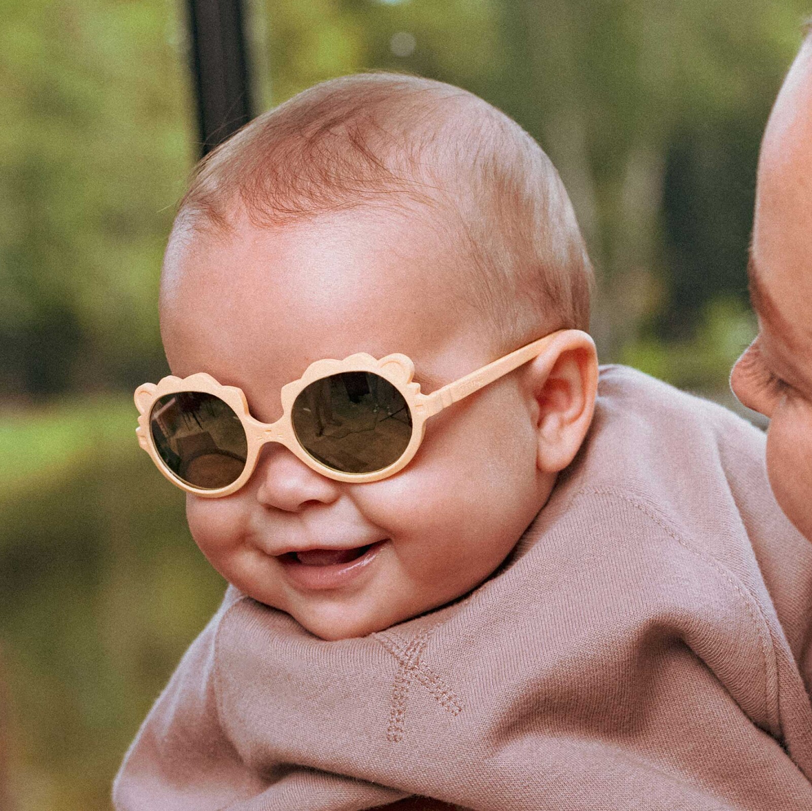 KiETLA sluneční brýle 1 - 4 roky lion VANILLA Velikost: 1 - 2 roky