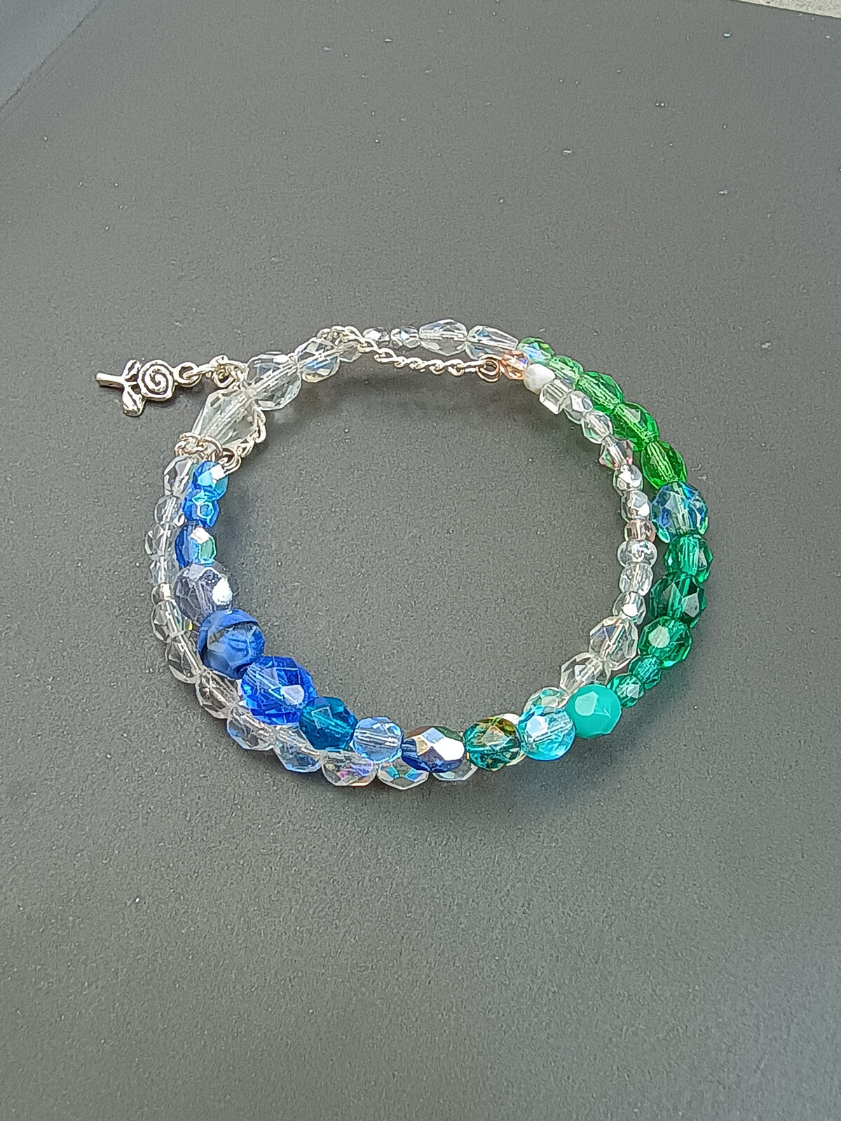 Emada Náramek, 2009, paměťový drát, Vodní víla, 1 ks