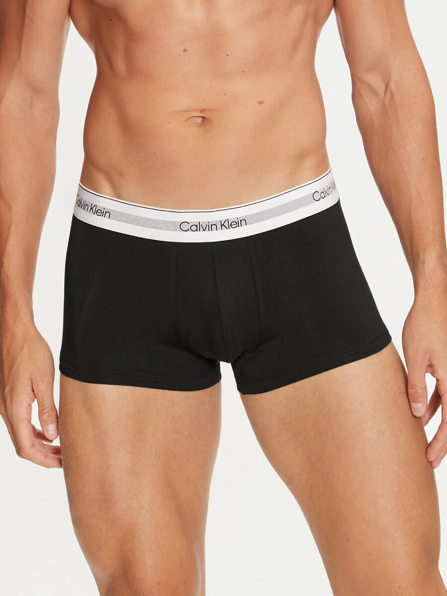 Calvin Klein pánské černé boxerky 3 pack - L (UB1)