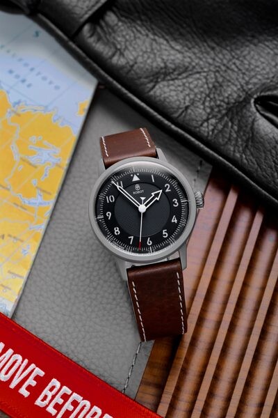 Robot FliegerFriday x Micro Praha L.E.