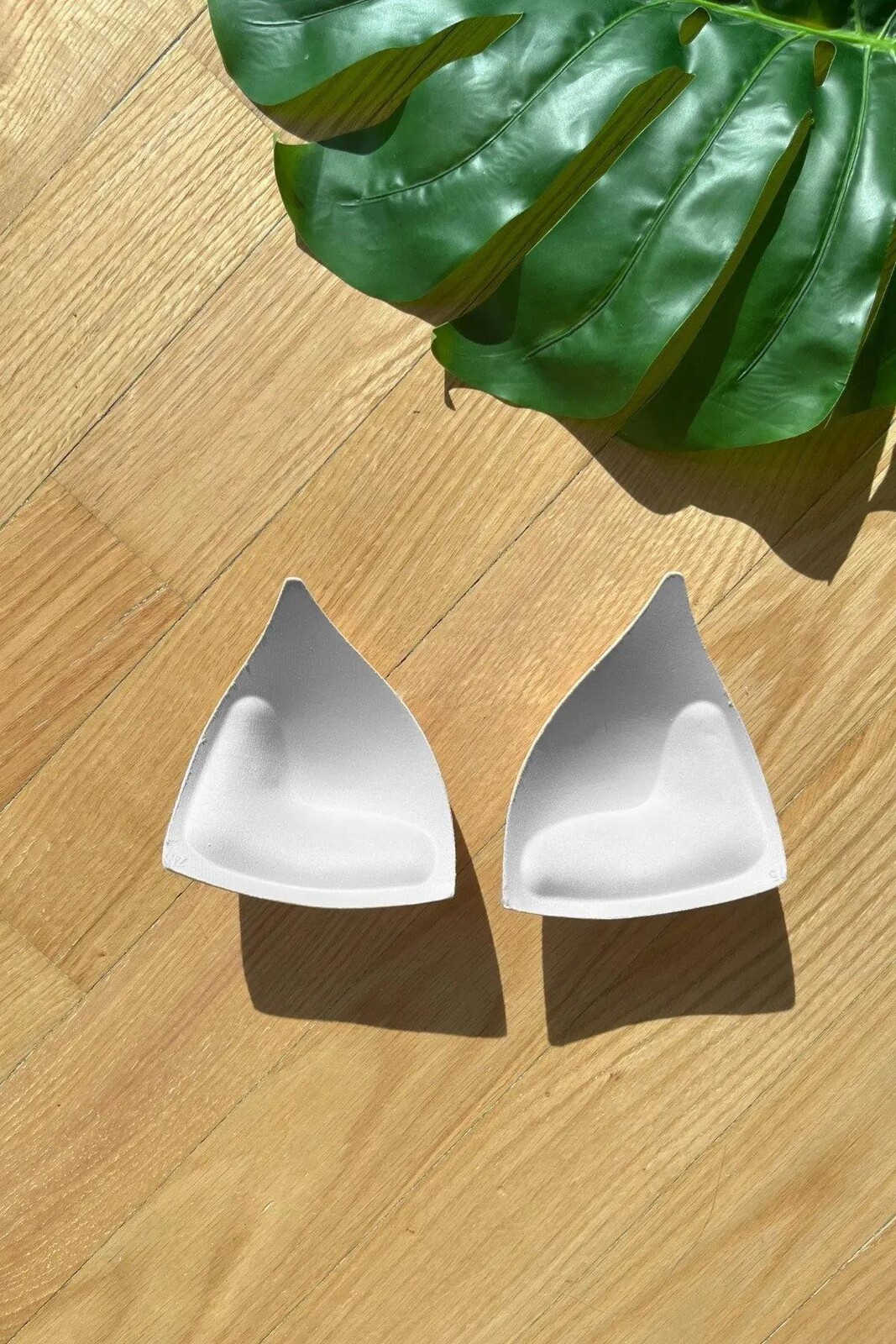 84322 Dewberry Triangle Bikini Top with Double Push-Up Pad-WHITE