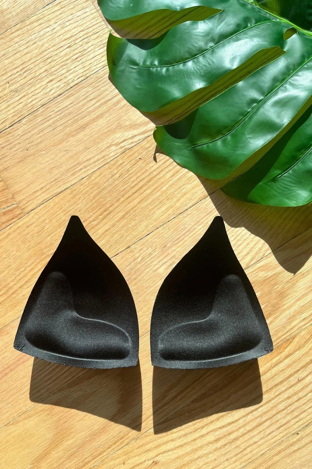 84322 Dewberry Triangle Bikini Top with Double Push-Up Pad-BLACK