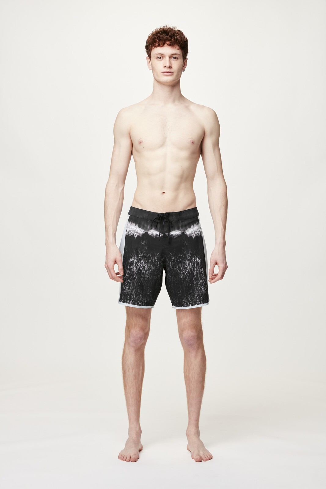 PICTURE Andy 17'', Black Waves velikost: 32