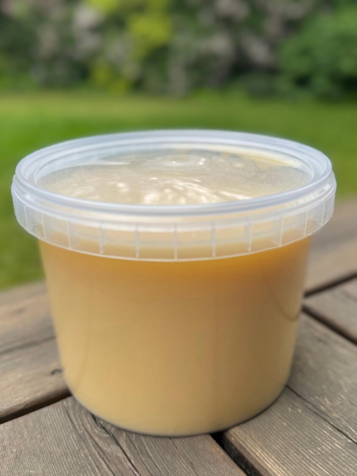 Med v kyblících řepkový, krémový, 4,5 kg