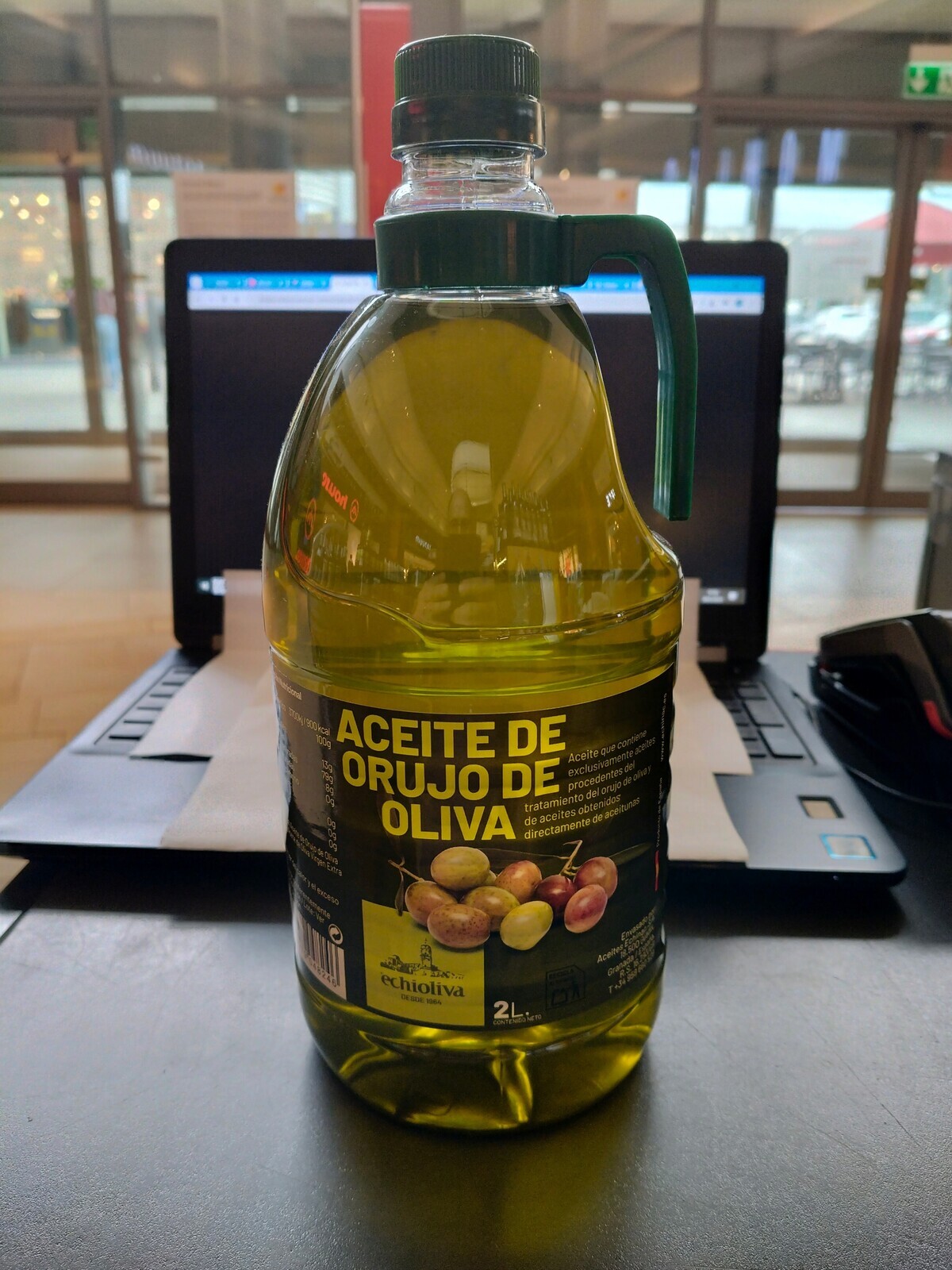 Španělský Olivový Olej Z Pokrutin Na Smažení 2 L Pomace Sansa Orujo