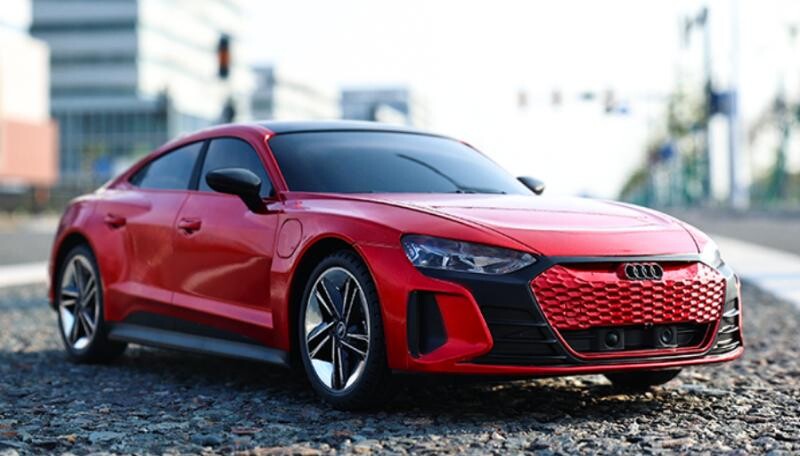 IQ models Audi RS e-tron GT na dálkové ovládání - červená