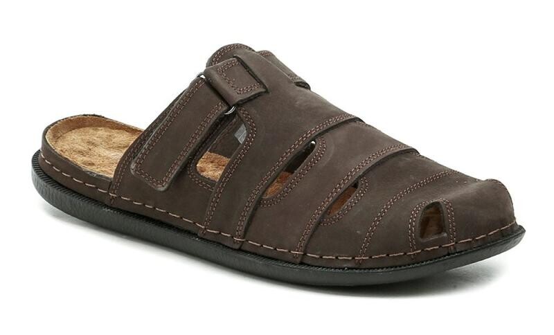 T. Sokolski T.Sokolski L25-417 hnědé pánské nazouváky