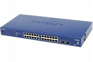 Přepínač 24 Portový Switch Hub Splitter Netgear GS724T-400EUS