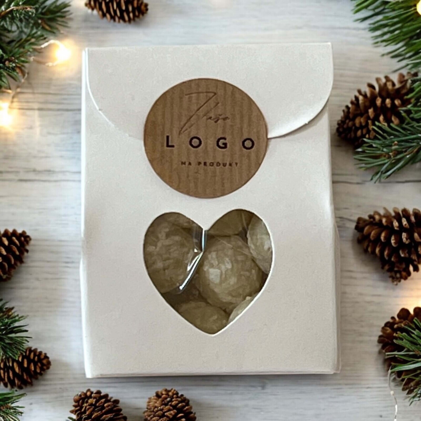 Firemní dárek na míru - SRDCOVÝ SÁČEK S OŘECHY -