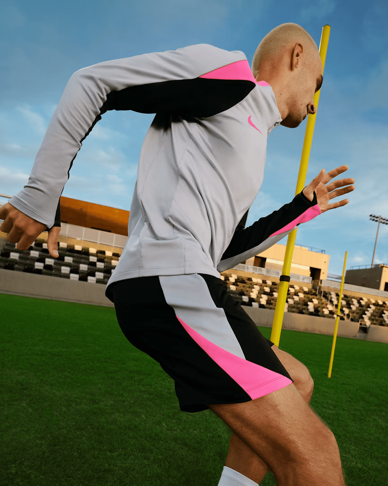 Nike Strike Mens Dri-FIT Soccer Shorts M