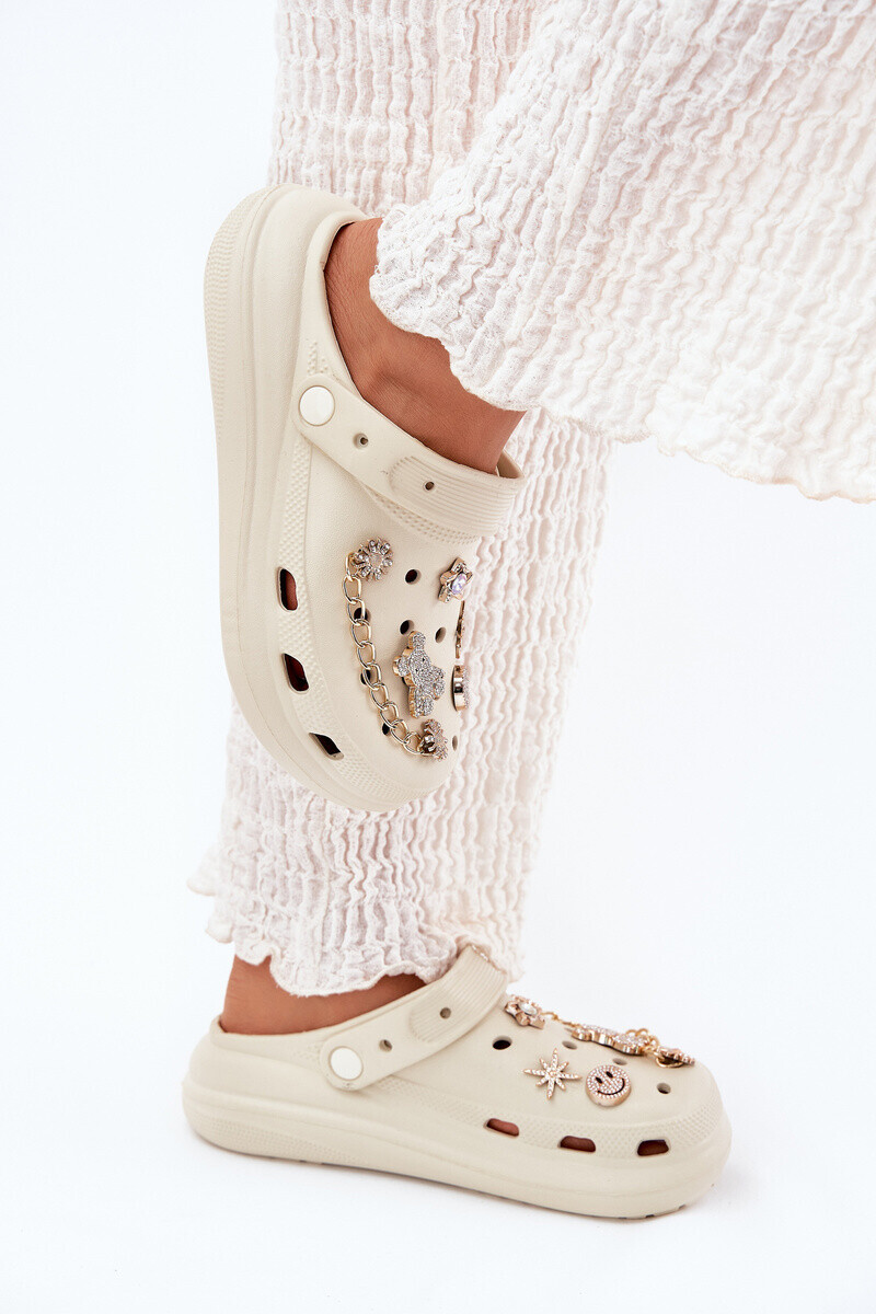 Boto Dámské Pěnové Sandály S Připevněnými Doplňky Béžové Linaviela