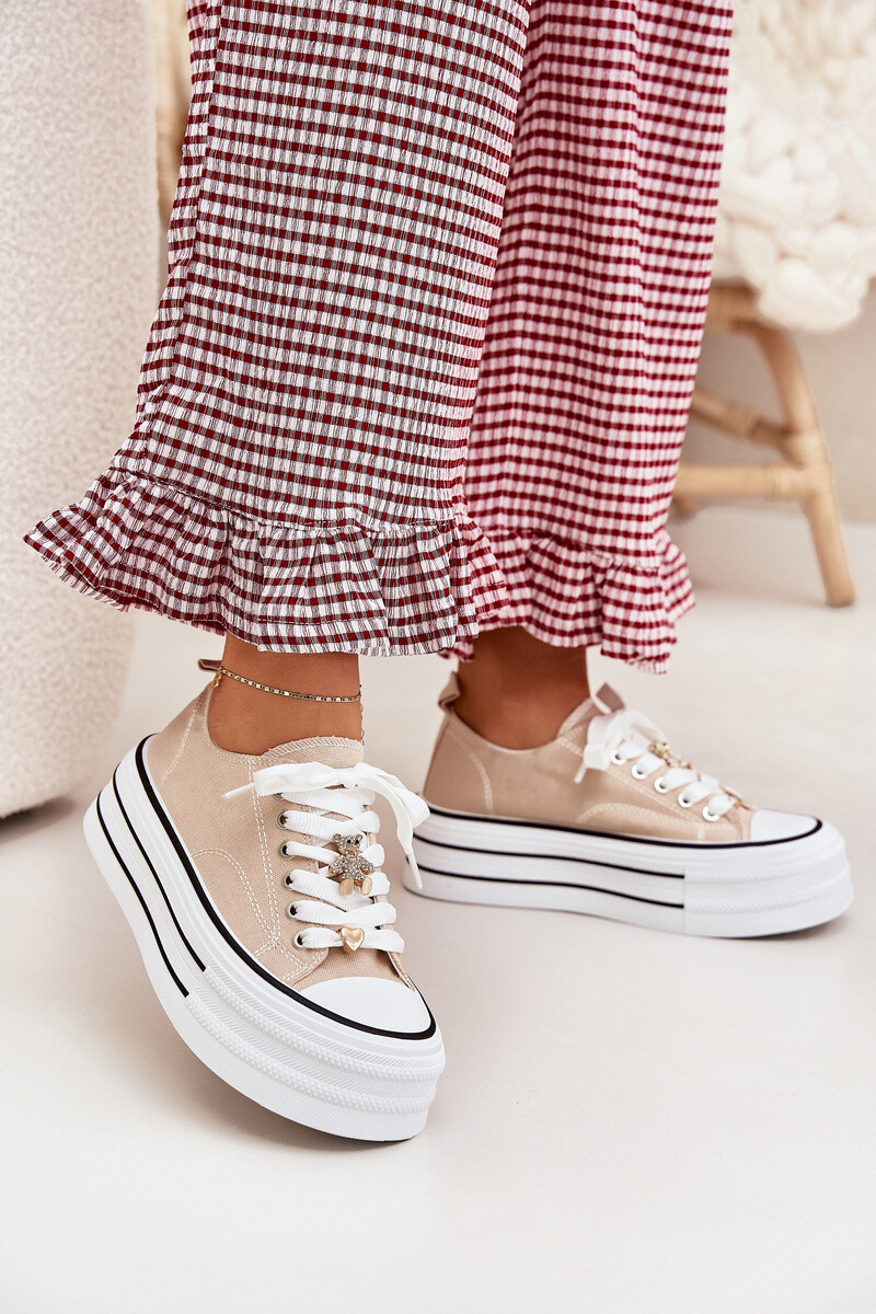 Boto Dámské Tenisky Na Platformě Se Zlatými Připínáčky Béžové Fiorina