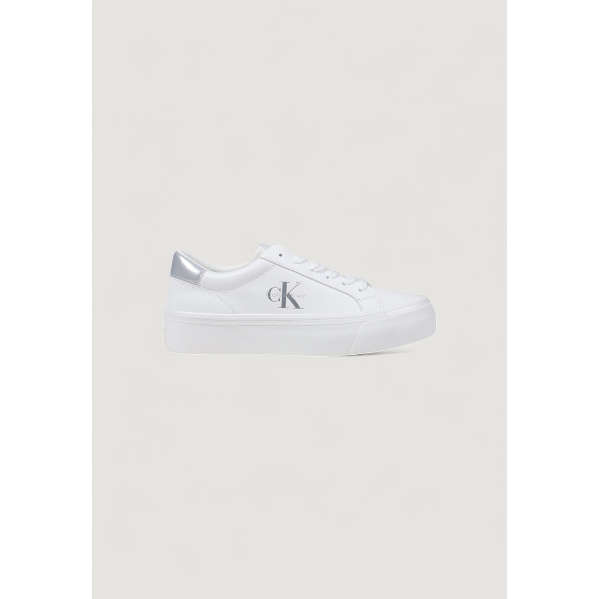 Calvin Klein Jeans  VULC FLATF LTH SILVE YW0YW01877  Stříbrná