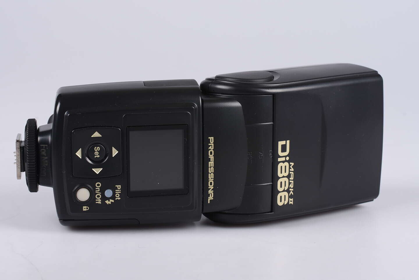 Nissin blesk Di866 Mark II pro Nikon bazar