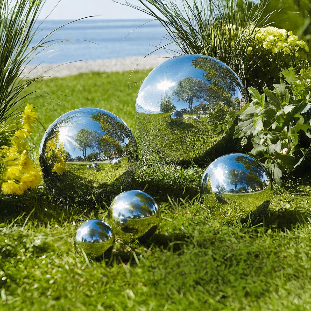 Die moderne Hausfrau Dekorační ocelová koule, Ø 12 cm