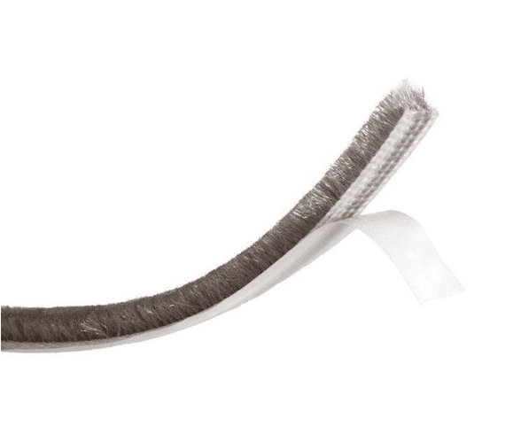 Kartáč těsnicí na skříň samolepicí - šedý 4mm 11m