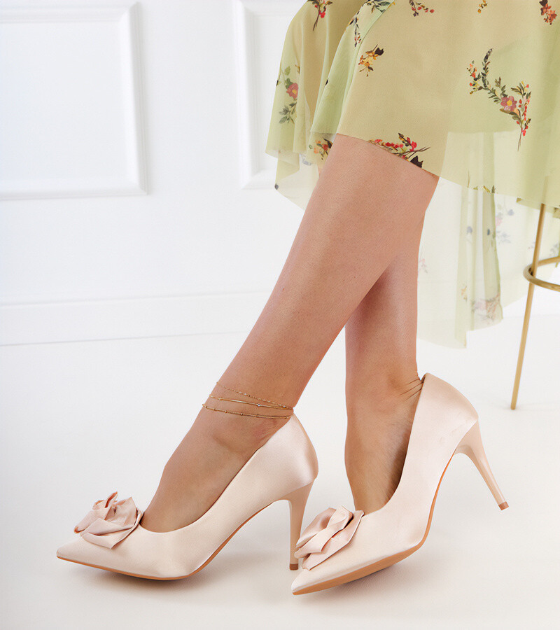D/CEO Beige satin pumps with flower Klerita