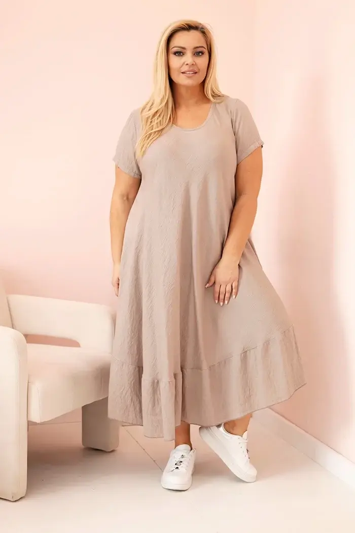 Kesi Włoski Dámské šaty plus size s krátkým rukávem a volánem z lehké viskózy fango