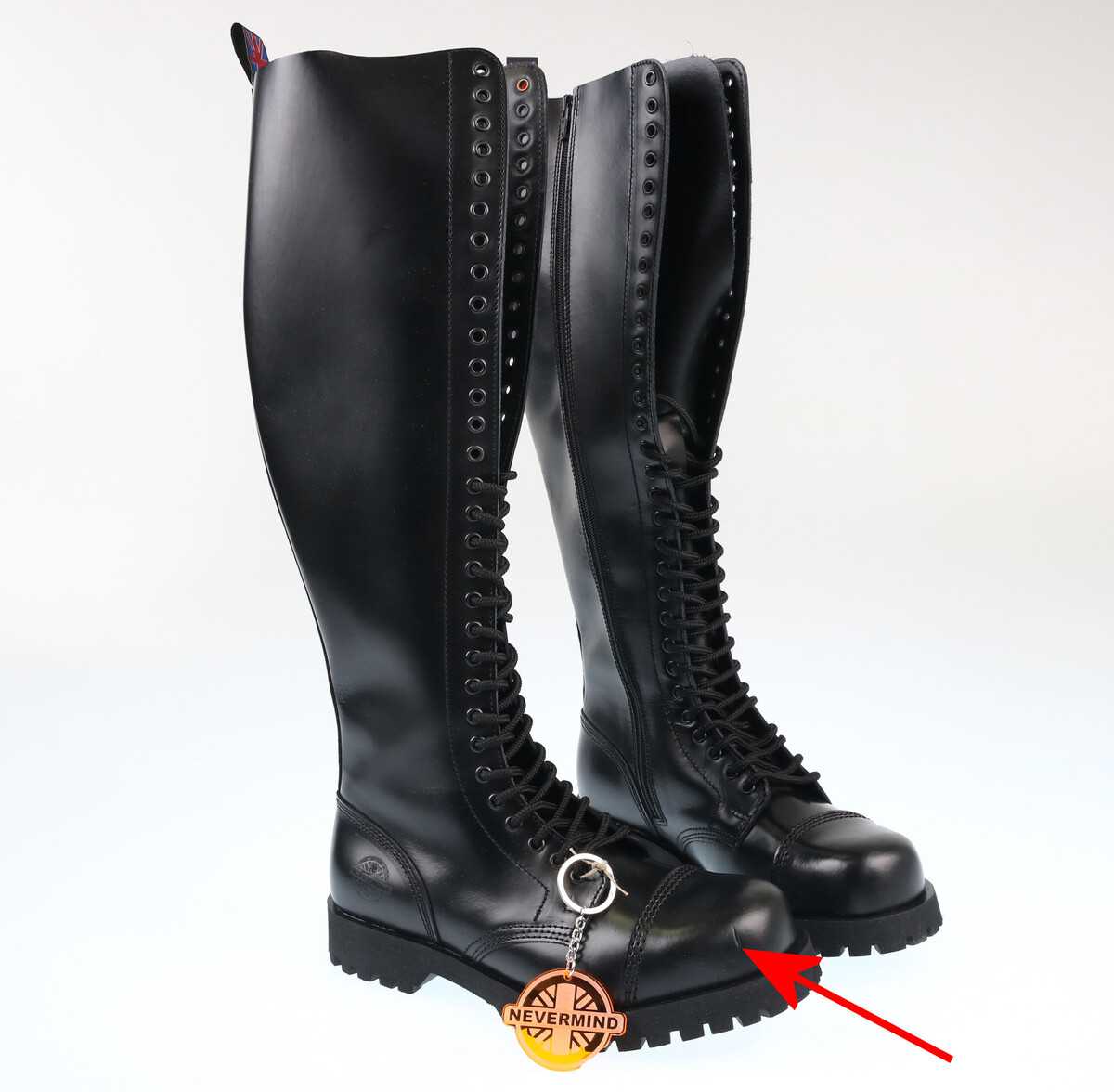 boty NEVERMIND - 30 dírkové - BLACK POLIDO - POŠKOZENÉ 39