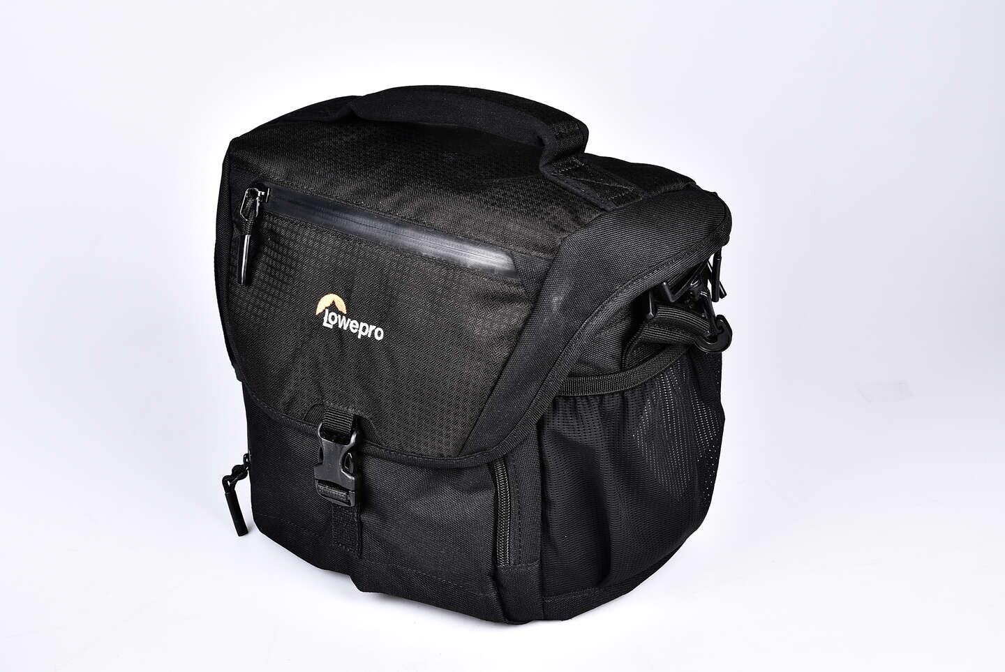 Lowepro Nova 170 AW II bazar
