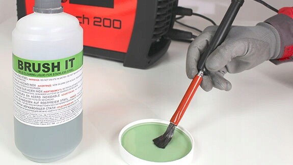 Čisticí kapalina Brush It zelená 1L