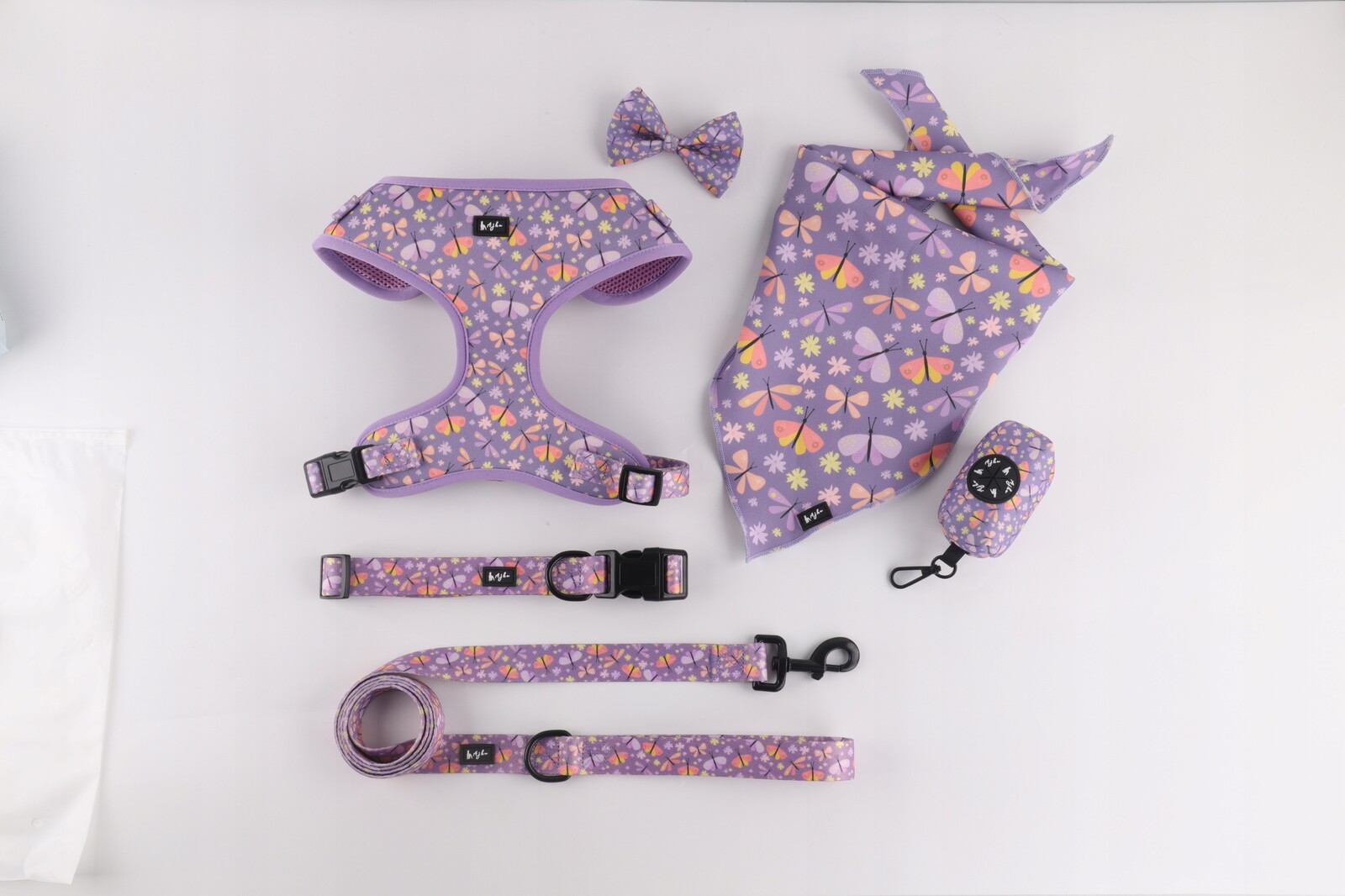 Procházková sada pro psa, obojek vodítko, postroj, motýlek, velikost L, 6 ks