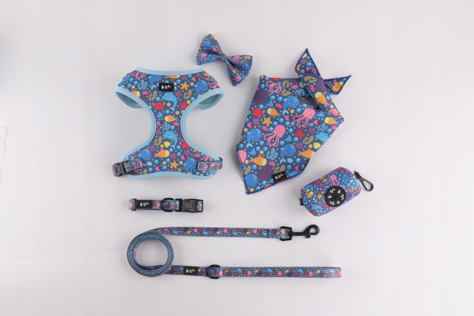 Mořské dobrodružství vycházková sada pro psa obojek vodítko postroj Xs