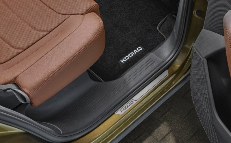 Prahové lišty Škoda Kodiaq II. 2024- (zadní, stříbrné)