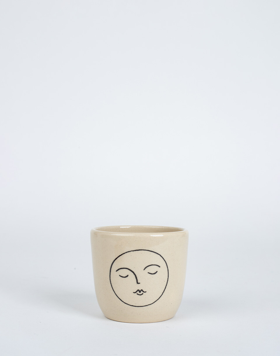 In August Company Small Cup Outline Moon Black Drawing