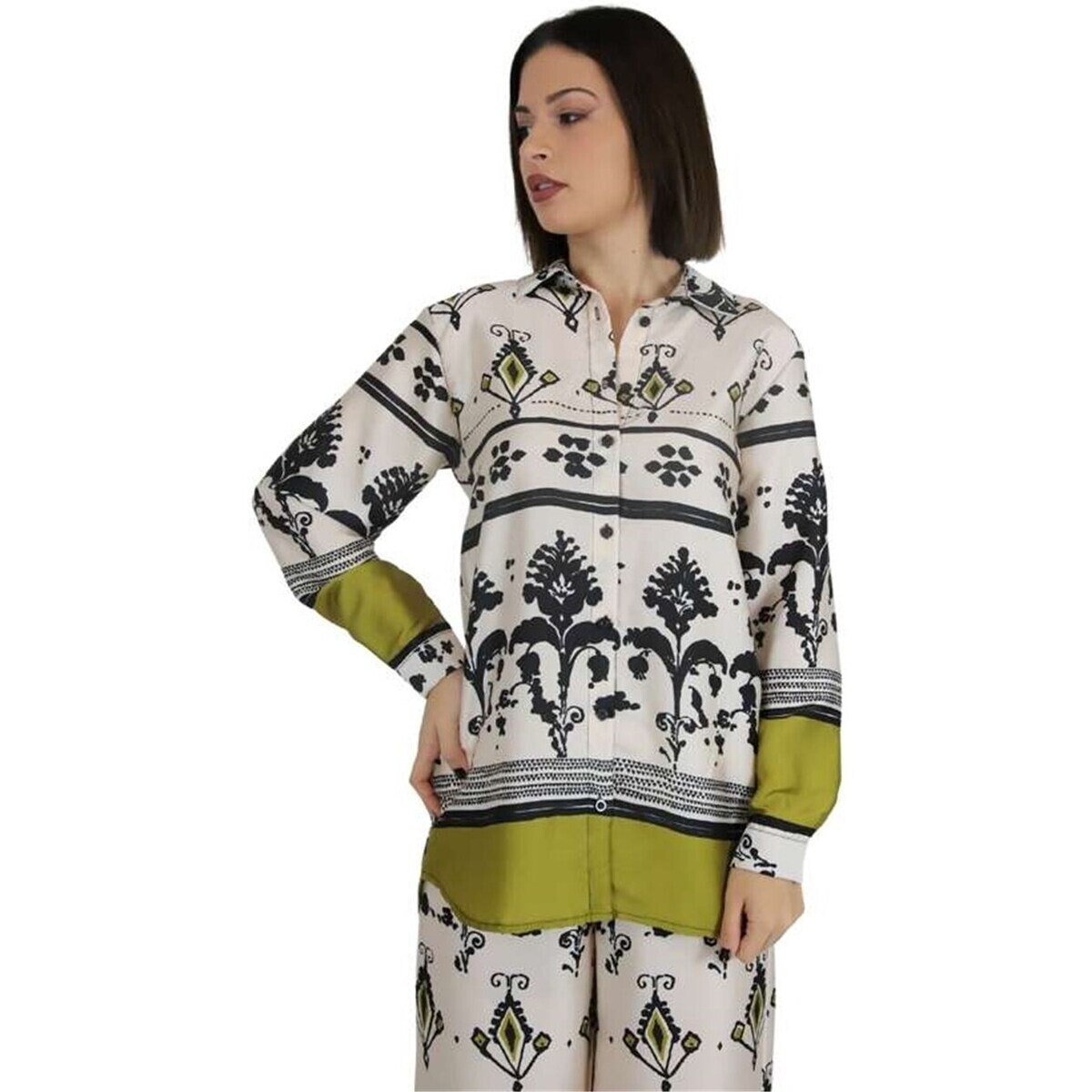 Zahjr  53538946  Béžová