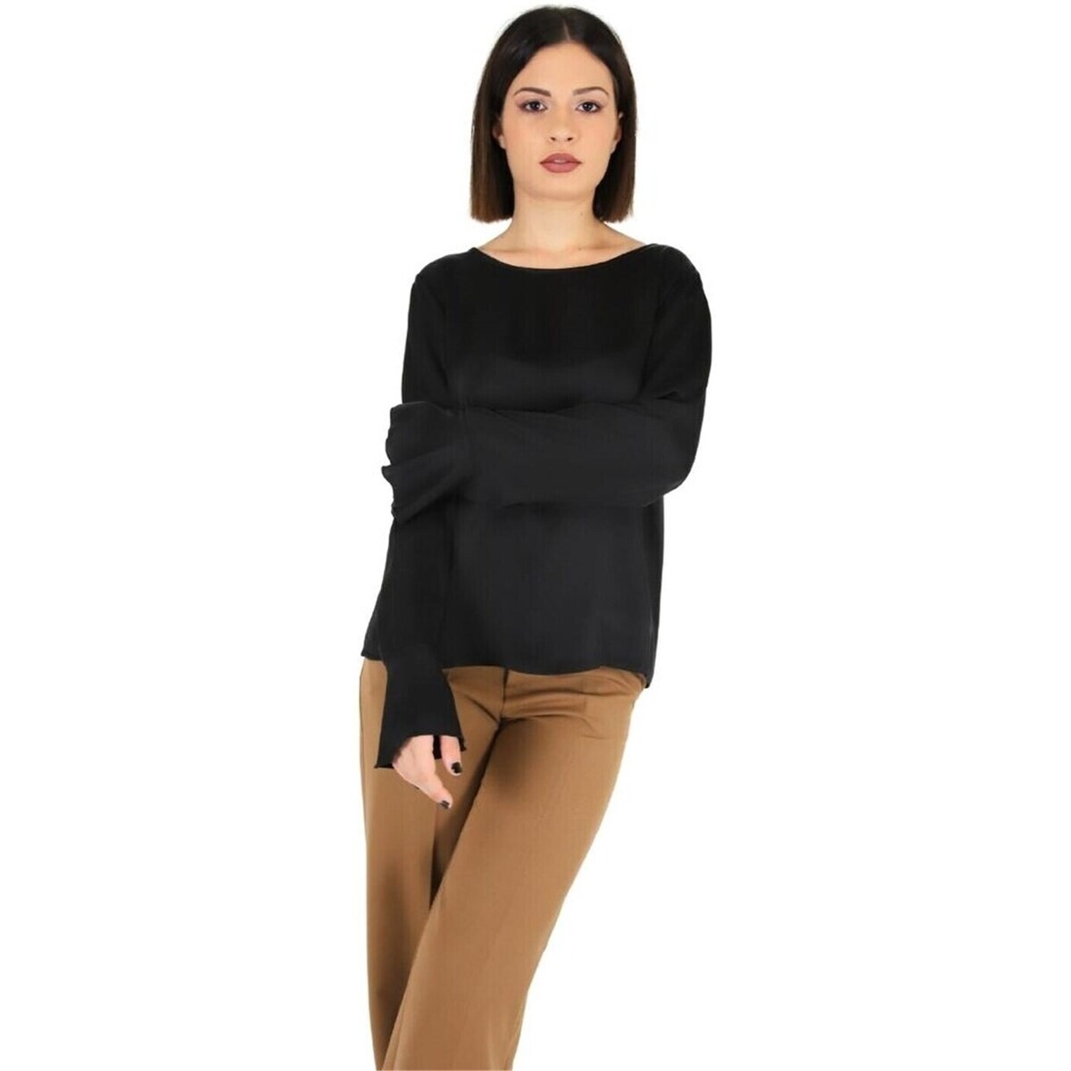 Zahjr  53538785  Černá