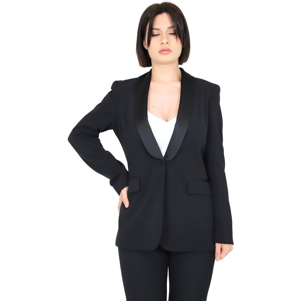 Zahjr  53539157  Černá