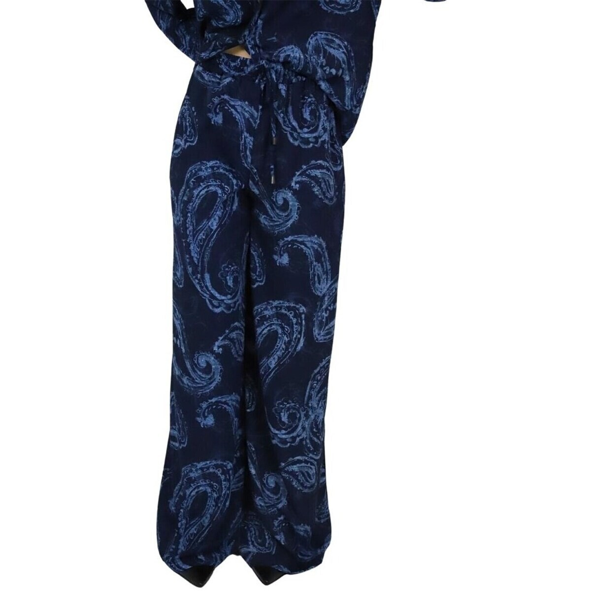 Zahjr  53539495  Modrá