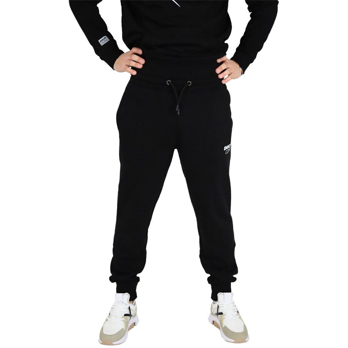 Ducati  DC42MF00  Černá