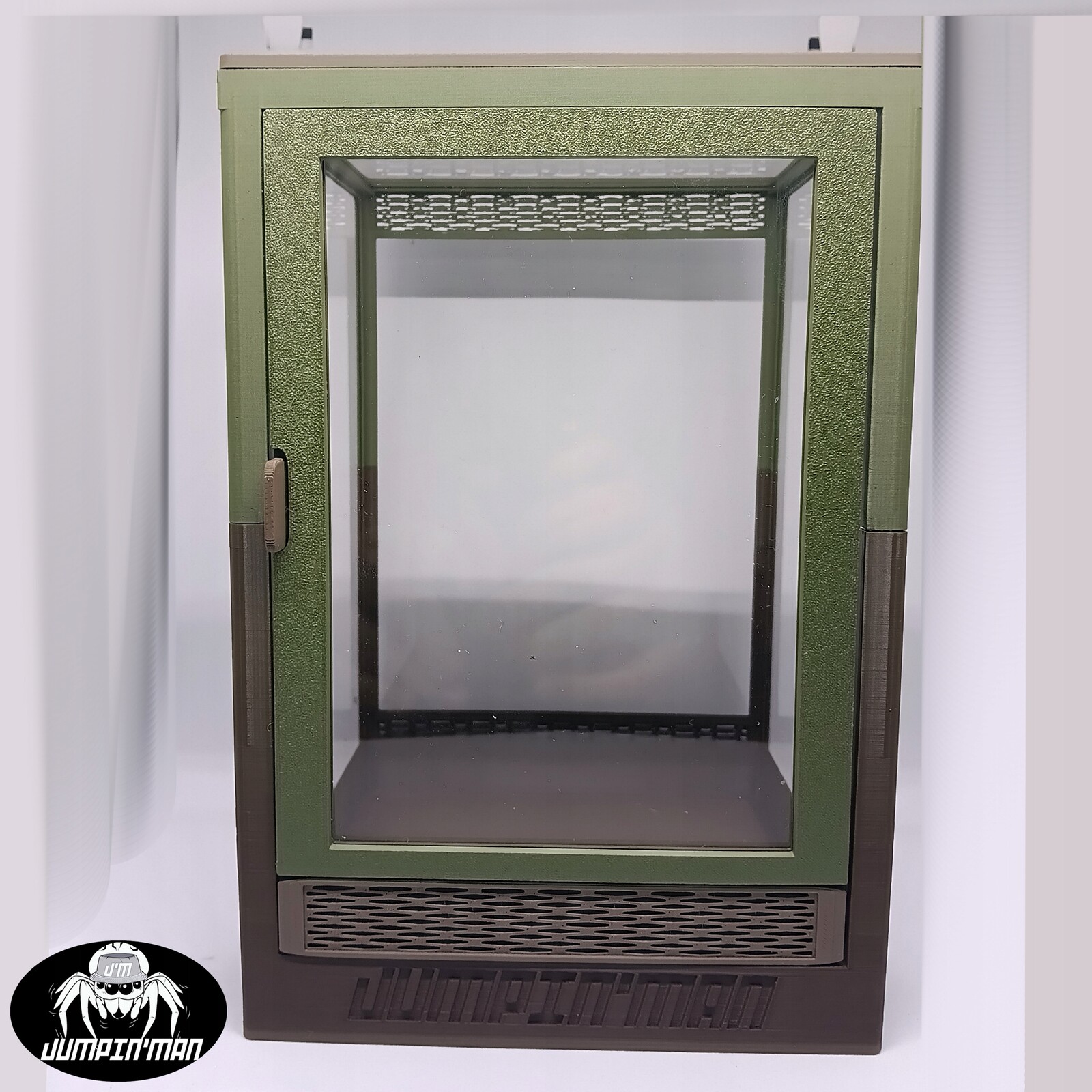 Terárium na závěs dveří Furtka 22x15 x14.7 cm pro pavouka kudlanky Camo