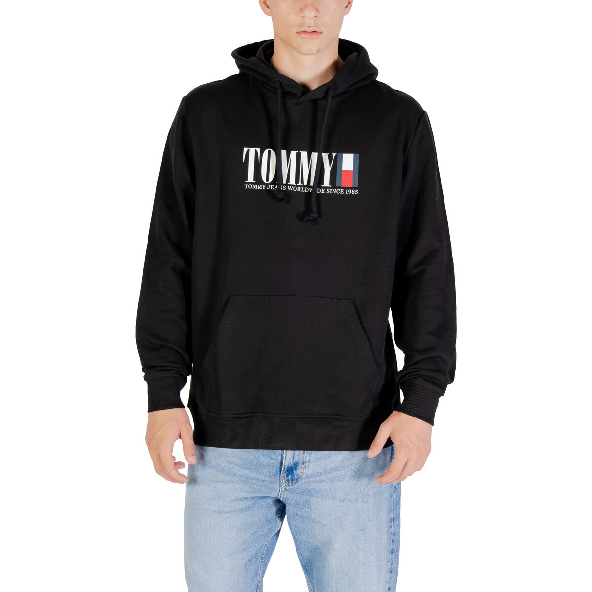 Tommy Hilfiger  TJM REG RWB DNA GRAP DM0DM22144  Černá